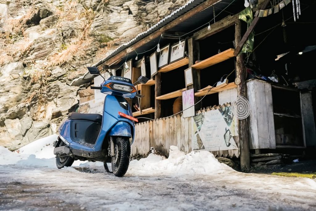 Kinetic DX+: Built for Hilly Roads & Indian Terrain